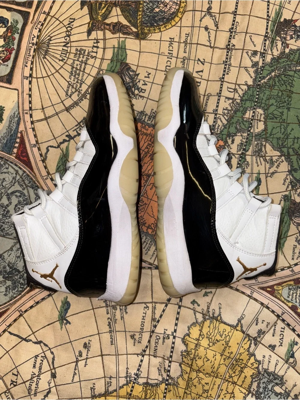 Jordan iconic silhouette